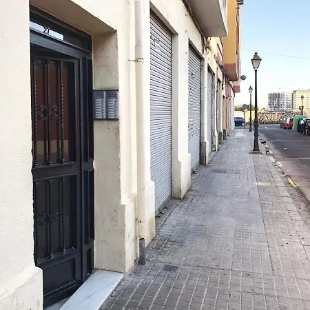 Bright And Quiet Near The Beach Homestay Valencia